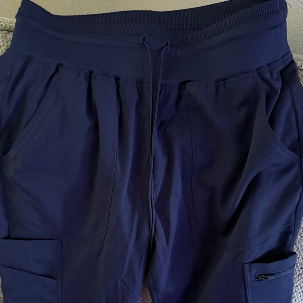 Grey’s Anatomy size XS super stretch joggers - Picture 3 of 7